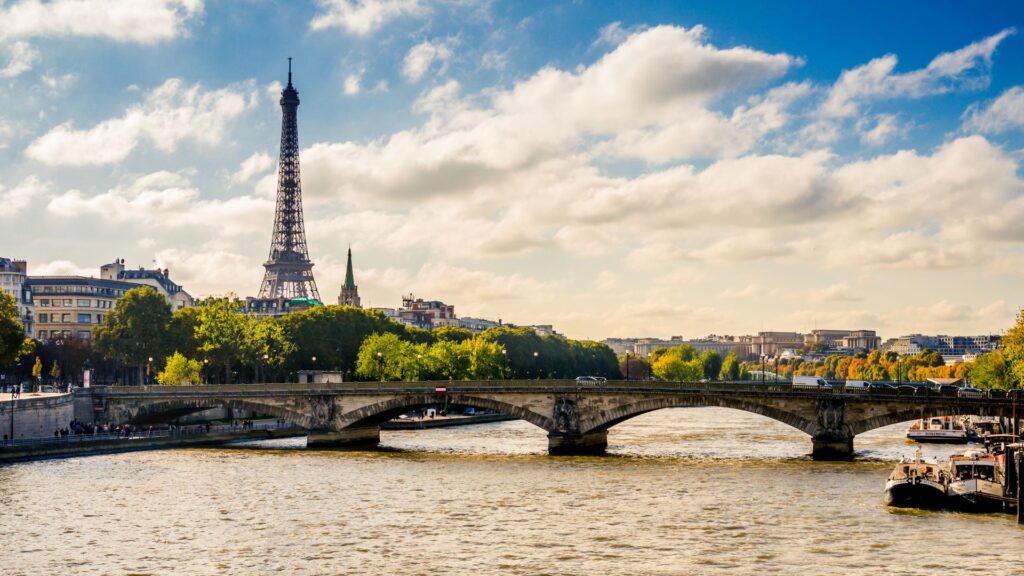 Study in France by Wizmo Consultants